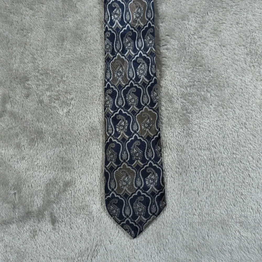 Vintage Brioni Tie Men 58.5x3.75 Blue Silver Paisley Medallion Silk Italian Roma